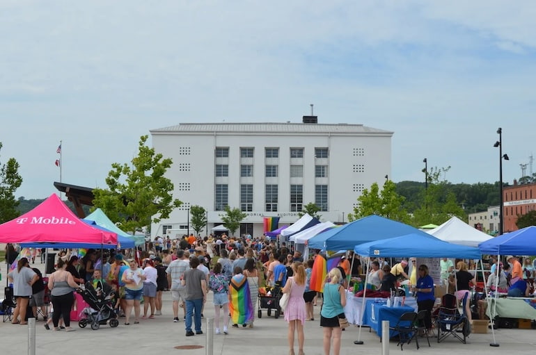 Pride on the Riverfront crowd 770x511 Pride on the Riverfront crowd